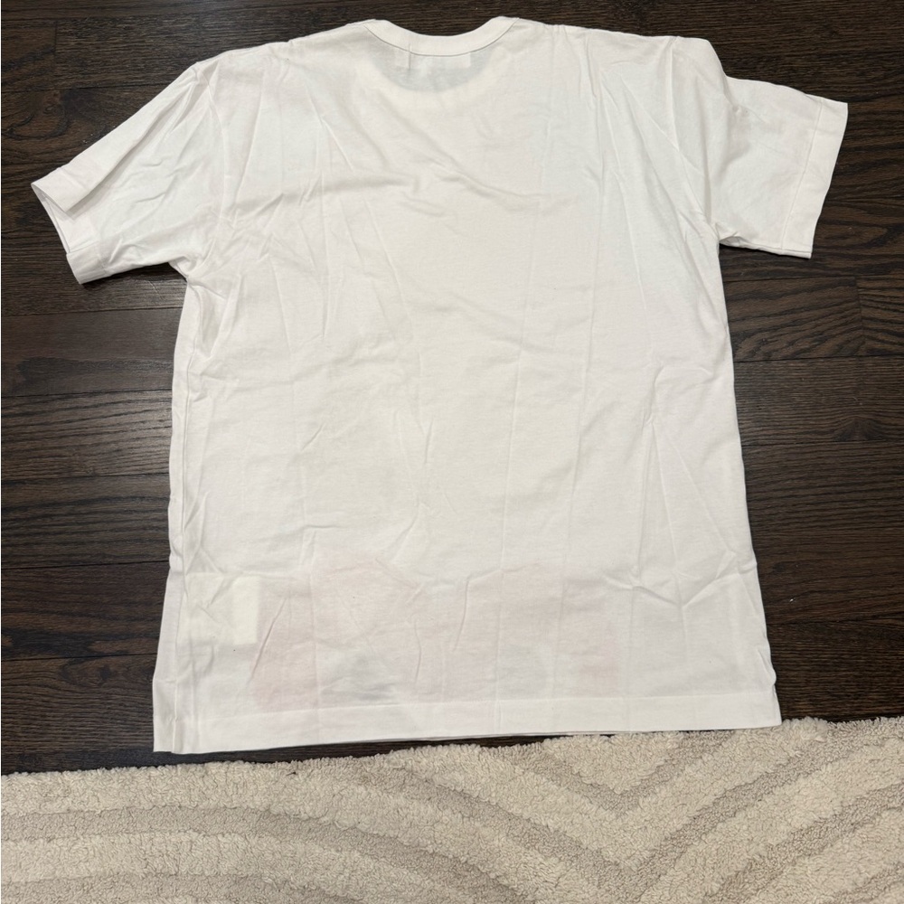 Men's Comme des Garcons PLAY White Tee - Picture 2 of 3